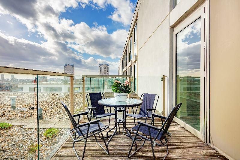 Apartamento Lanterns Court By Bridgestreet Londres